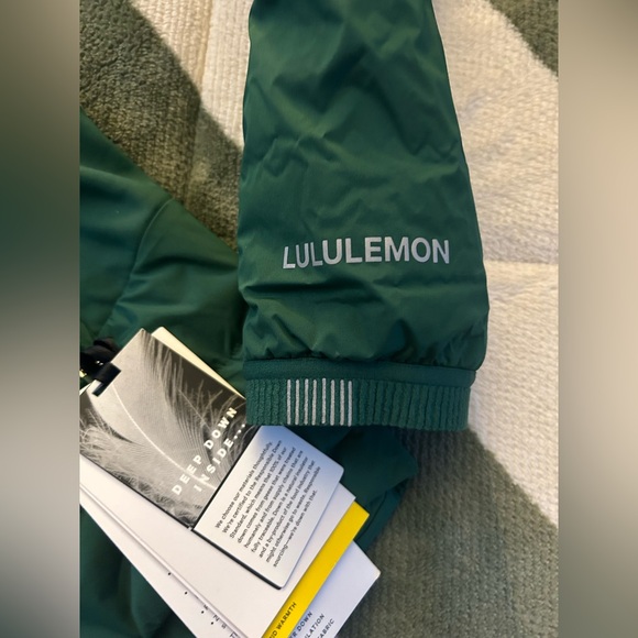 Lululemon Women’s Size 10 Down for It All Jacket in Everglade Green NWT - Picture 2 of 11